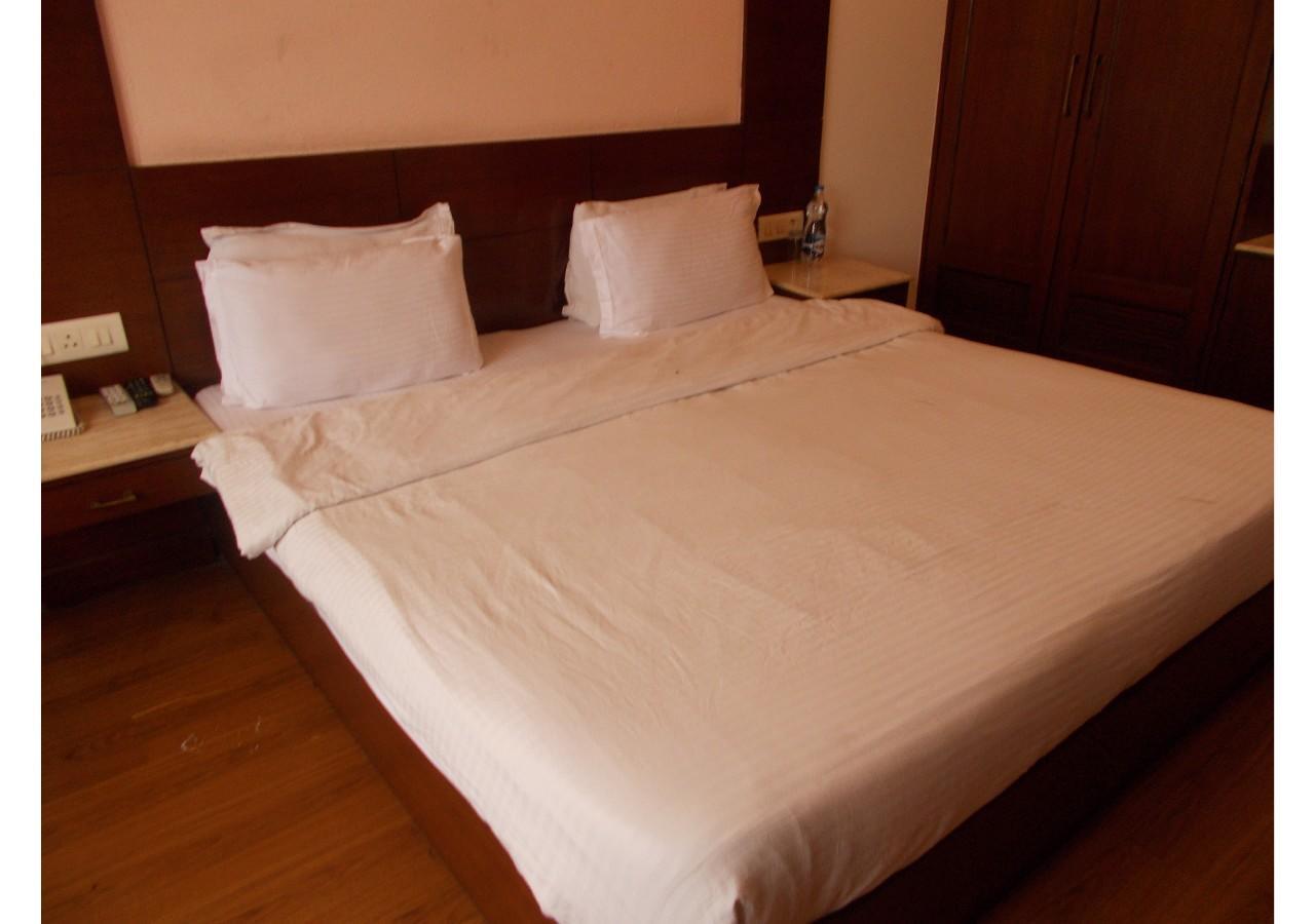 The Imperial Square Hotell Mussoorie Exteriör bild