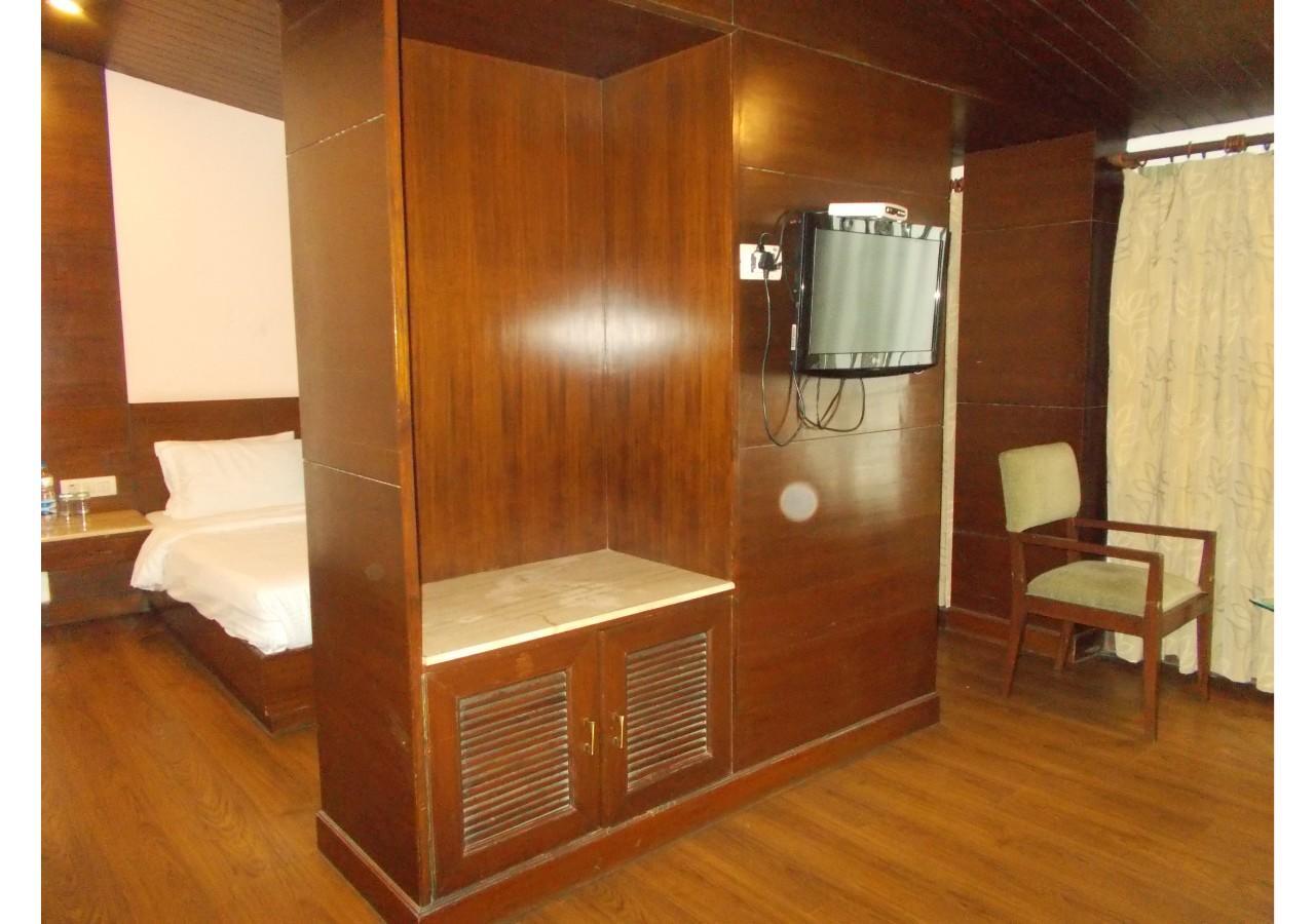 The Imperial Square Hotell Mussoorie Exteriör bild