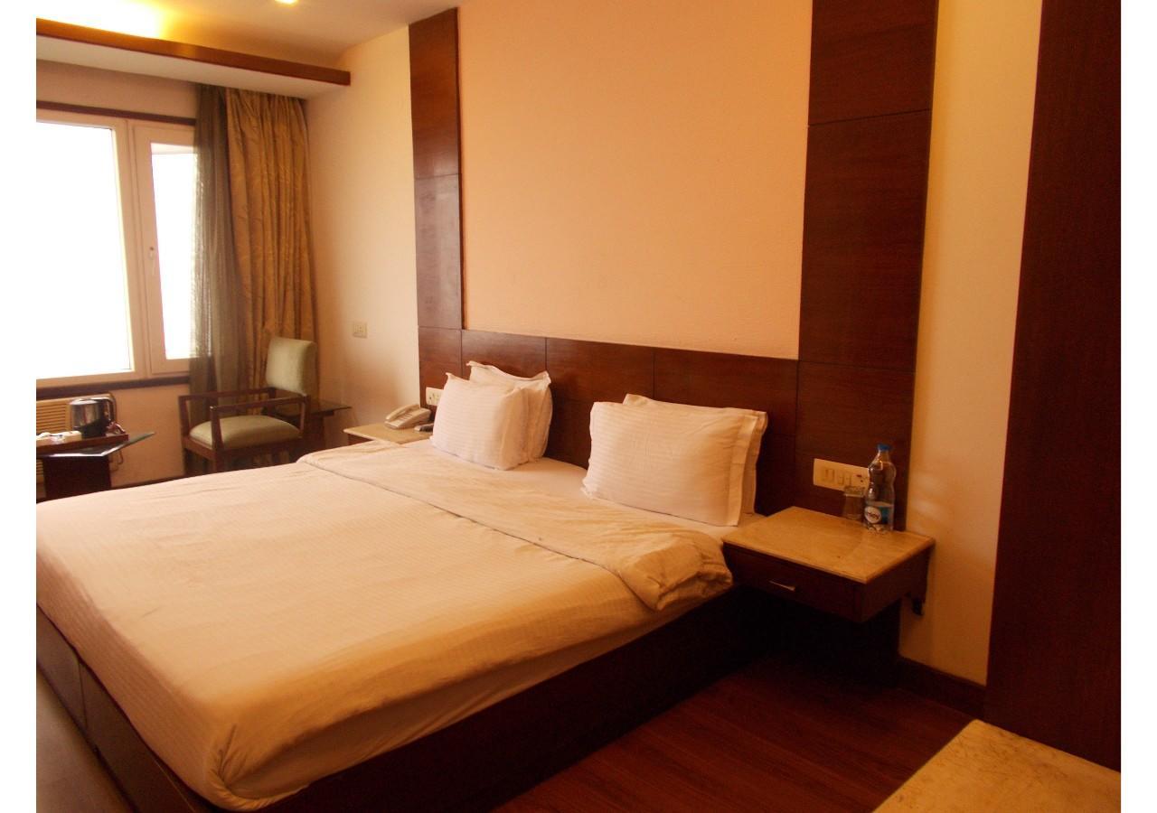 The Imperial Square Hotell Mussoorie Exteriör bild